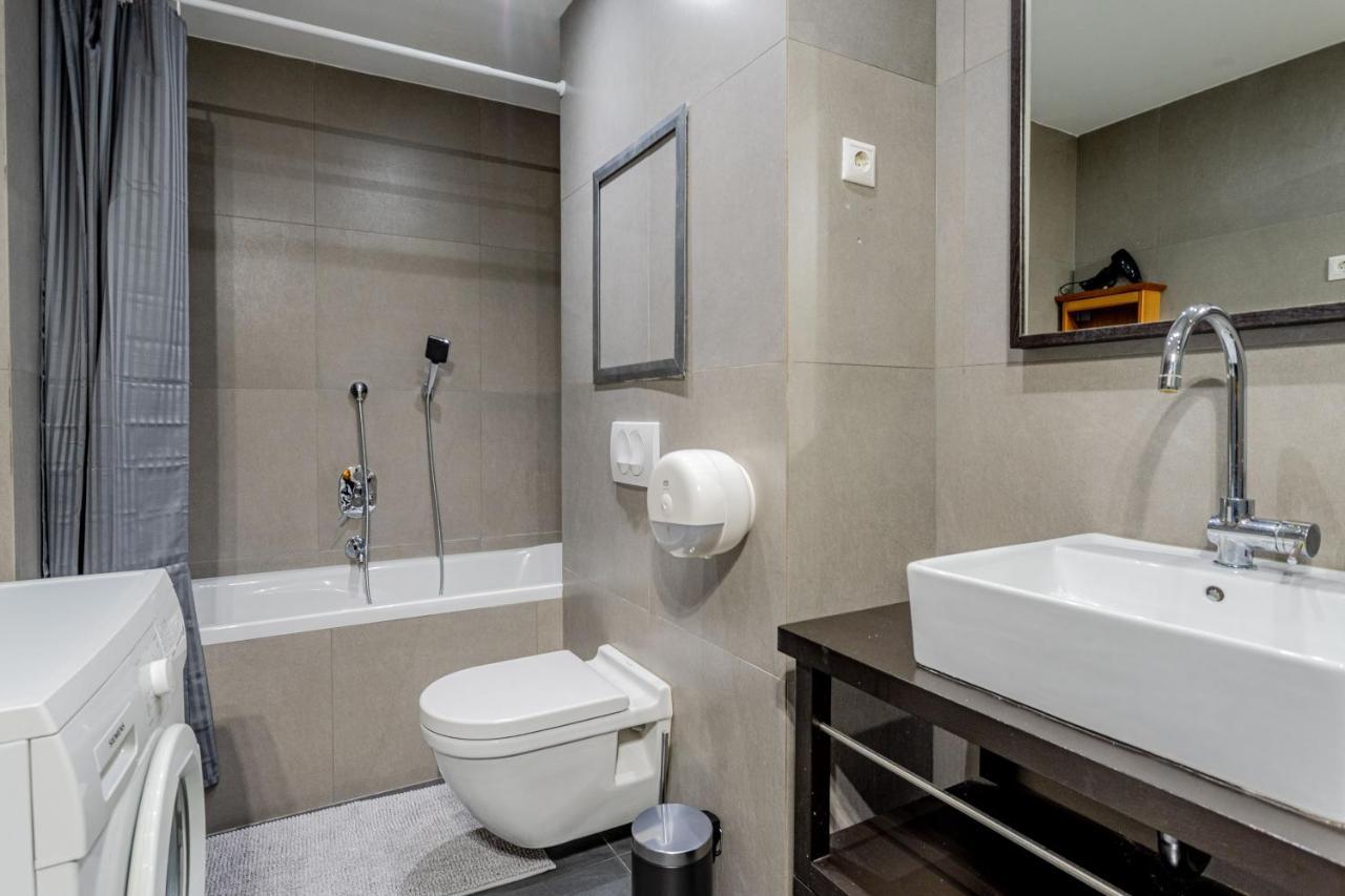O211 Apartment Budapest Luaran gambar