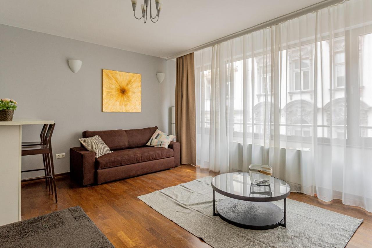O211 Apartment Budapest Luaran gambar